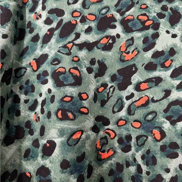 Women’s High Low Tunic - Picture 2 of 3